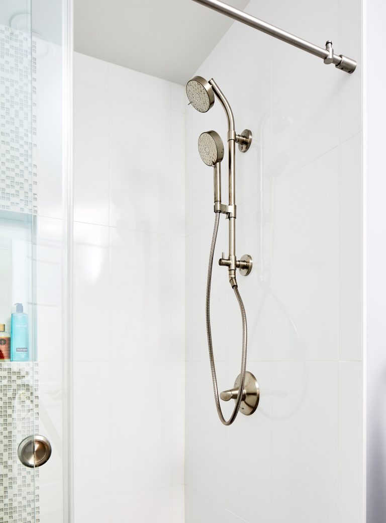 case design bathroom with shower head with handheld spray high pressure adjustable showerhead