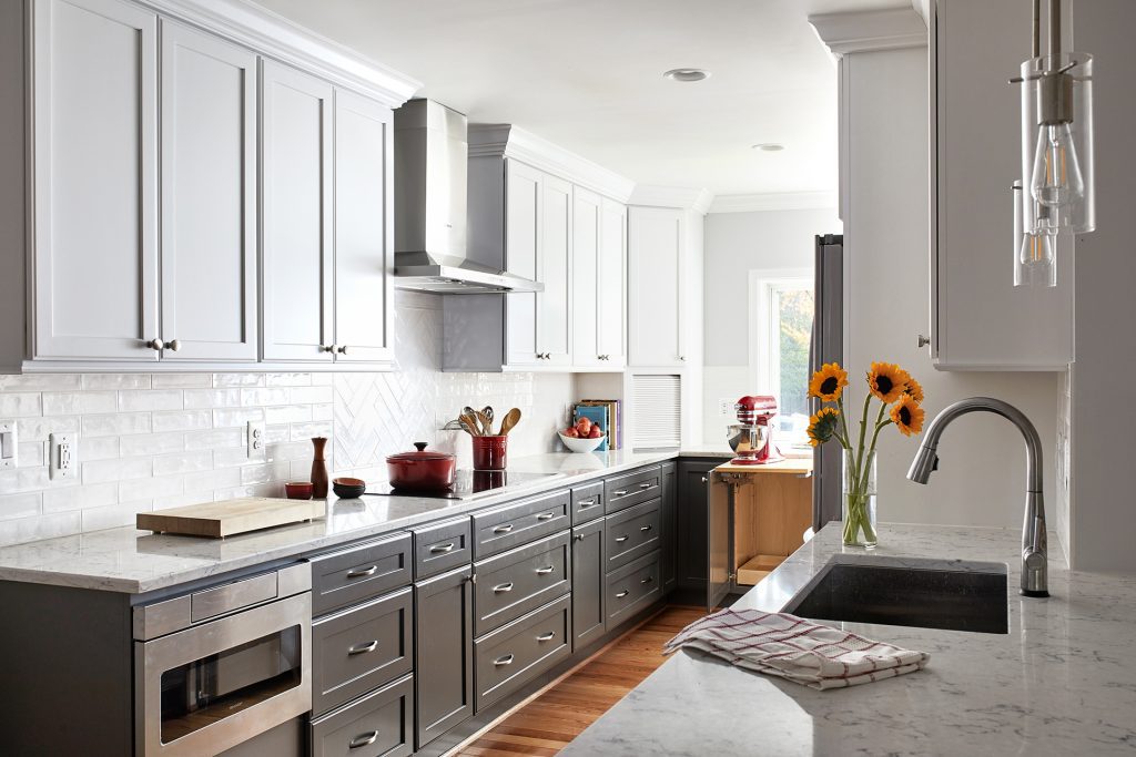 Kitchen Range Hood Necessary Utilitarian Appliance or Eye Candy? Case