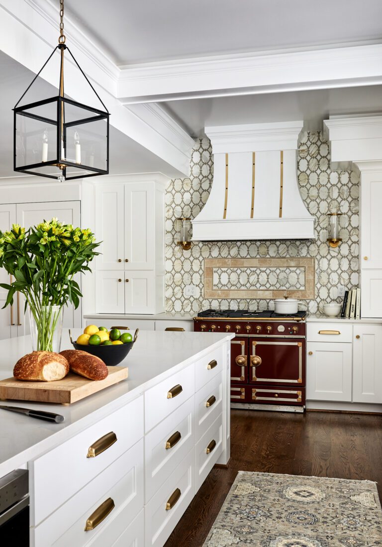 An Elegant Kitchen - Case