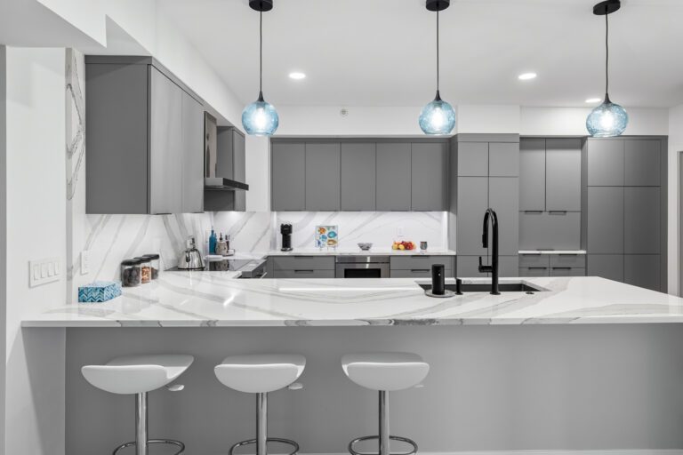 Modern Kitchen Remodel by Case Architects & Remodelers — Project 2 project photo 3