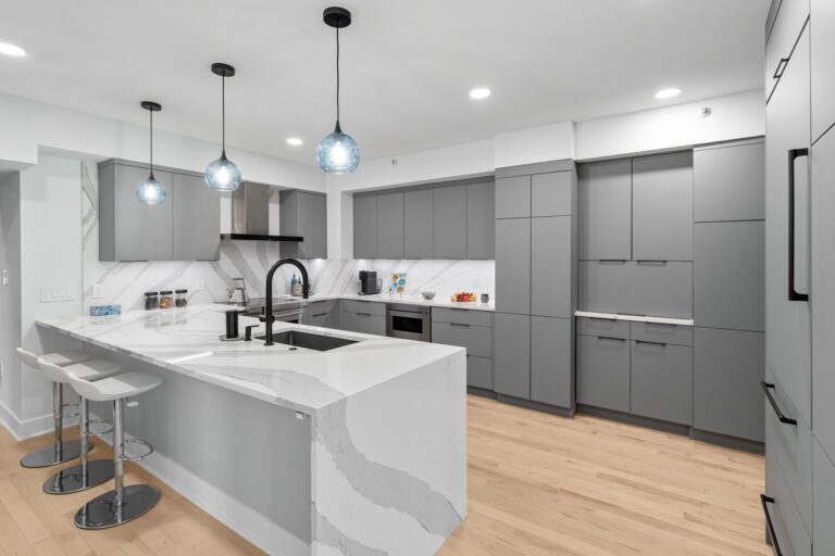 Modern Kitchen Remodel by Case Architects & Remodelers — Project 2 project photo 4