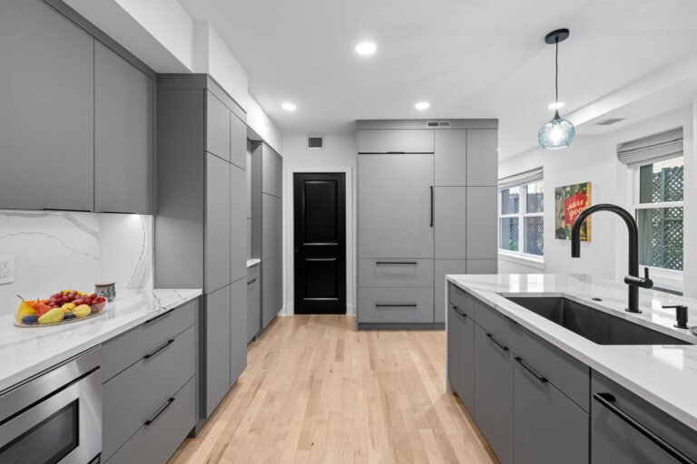 Modern Kitchen Remodel by Case Architects & Remodelers — Project 2 project photo 5