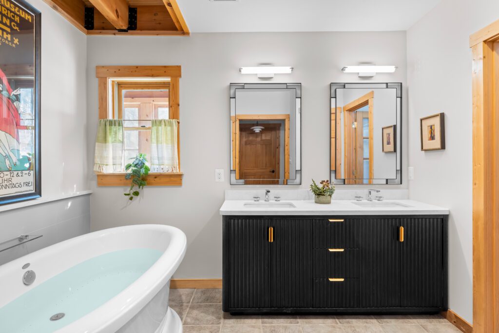 Modern Details, Natural Warmth