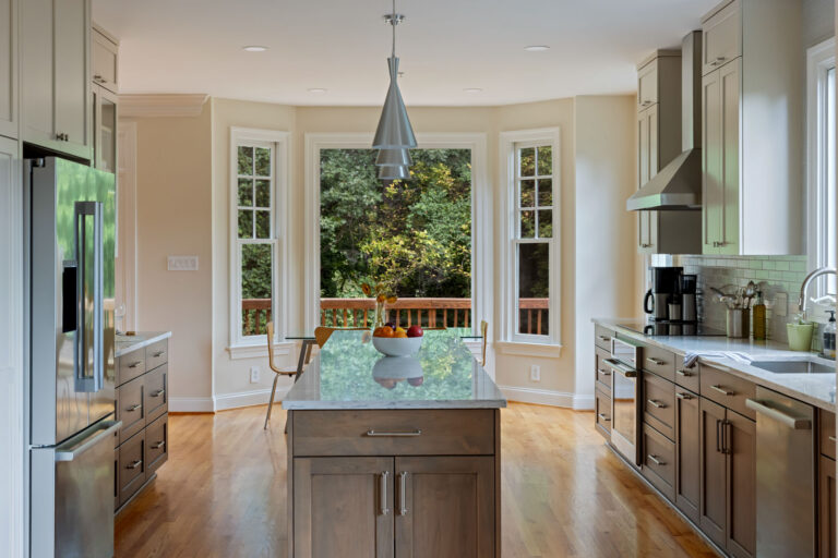 Classic Kitchen Remodel by Case Architects & Remodelers project photo 8