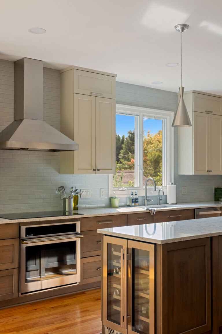 Classic Kitchen Remodel by Case Architects & Remodelers project photo 11